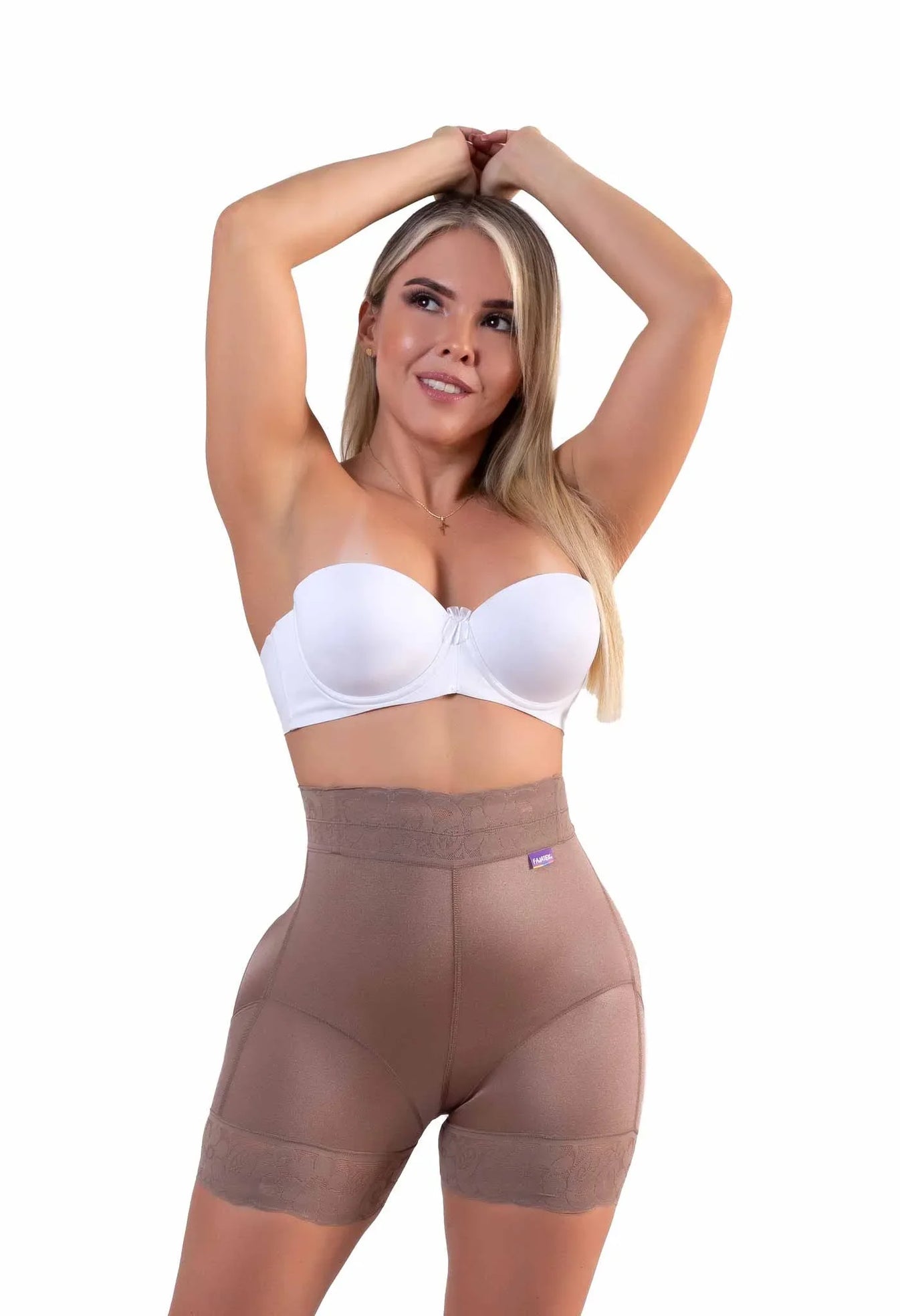 PANTY LEVANTA COLA - TIPO SHORT-TALLE ALTO |Ref. 950|