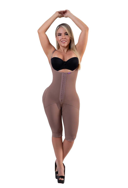 Faja colombiana levanta glúteos larga de alta compresión color beige vista frontal