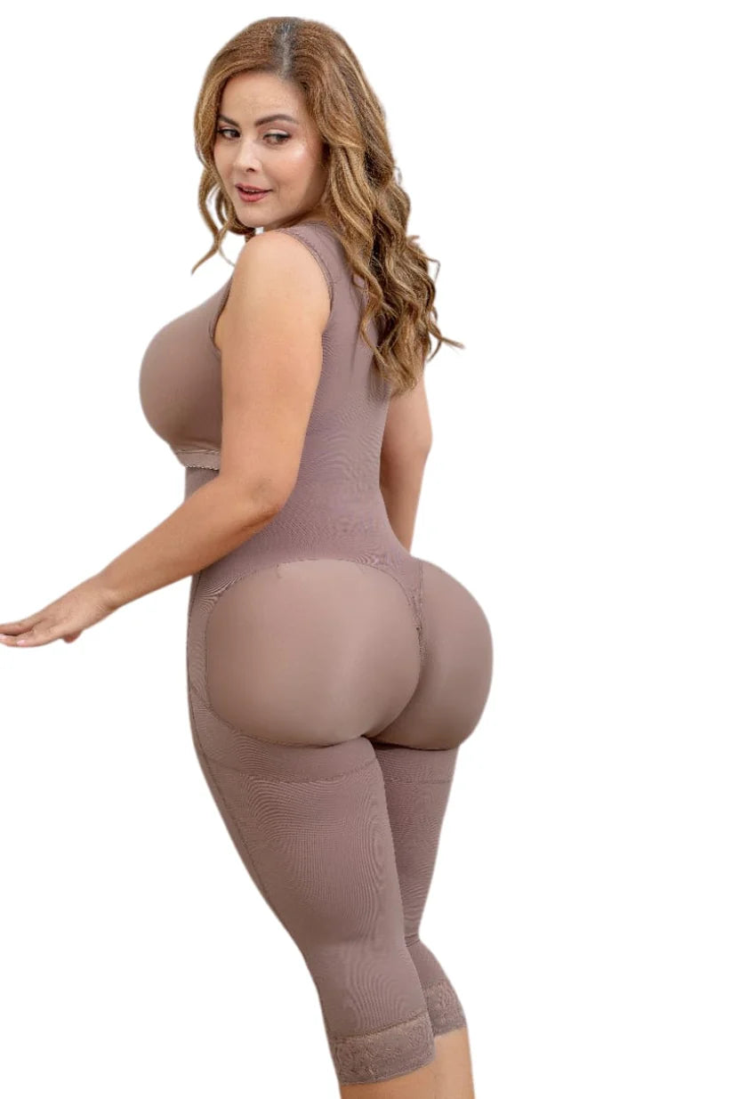 Faja postquirúrgica colombiana sin mangas para senos y cadera color cocoa vista espalda